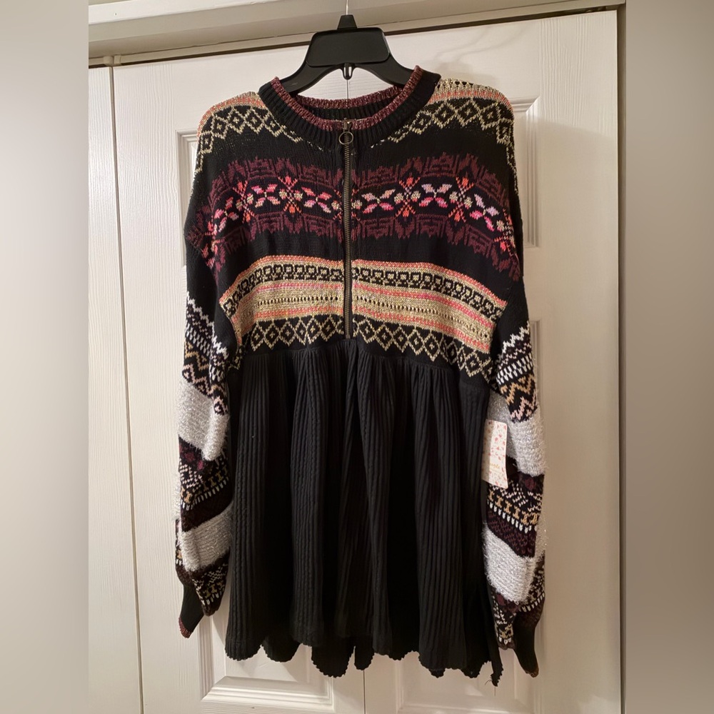 NWT Free People Babydoll Cabin Fever Swirl Sweater Size M